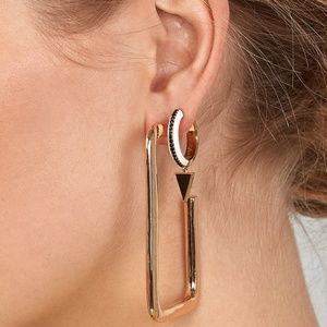 Vanessa Hoop Earrings Rectangle